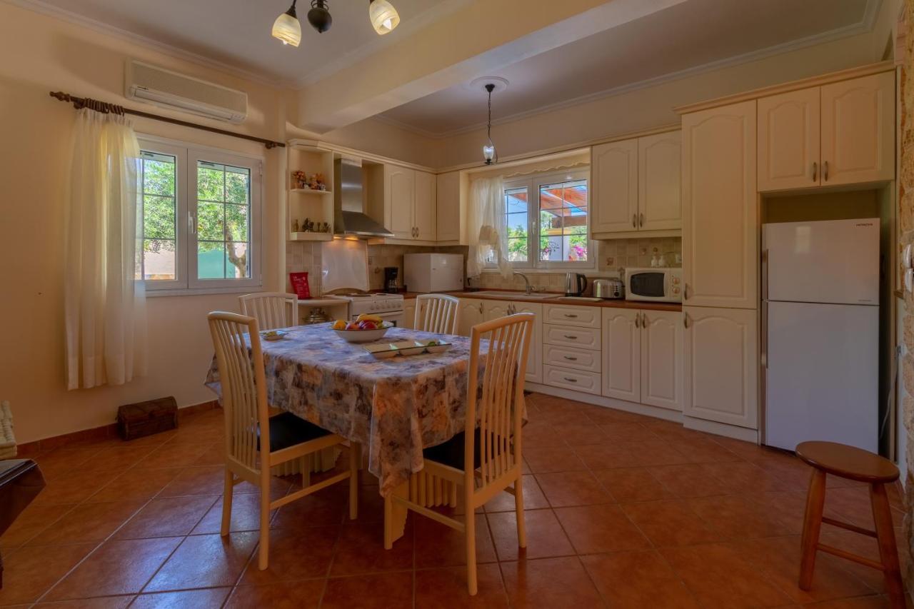 Villa Saia Halikounas Экстерьер фото